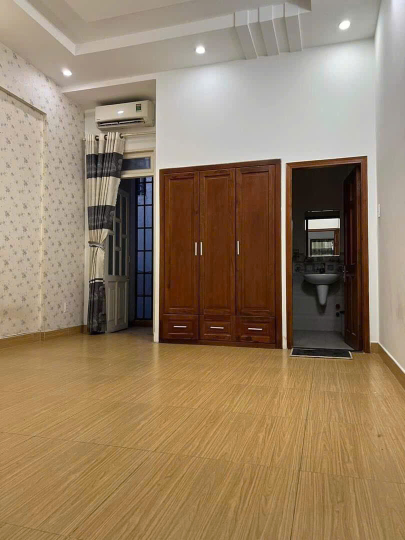 z5653868856573_69df88a1e67cdc9a17375f857c30ad6f