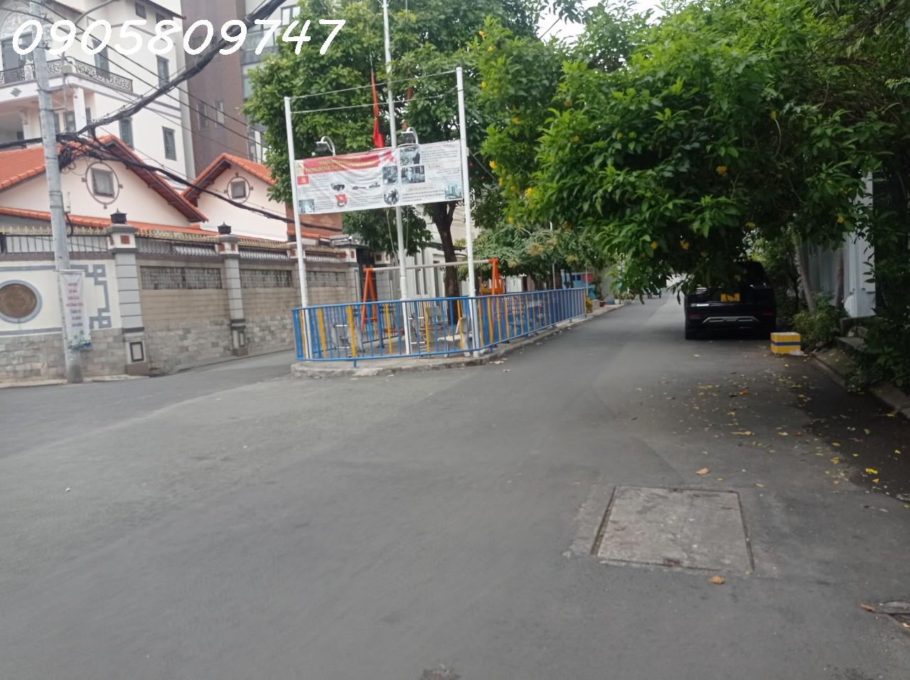 z5673346713352_70ce41477bf6c80fde3a5d88fafdc663