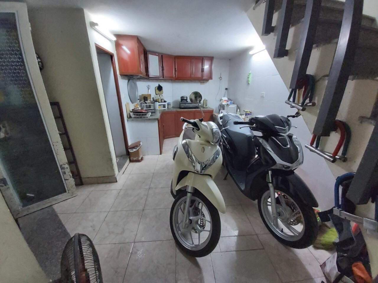 z5685532161768_e0952e4b23eb4544c1bb2763c467908b