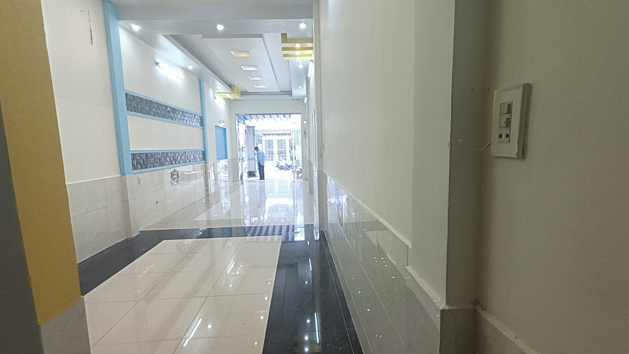 z5686800819668_7ed425421aa9d2a5c8b254a5af322c42