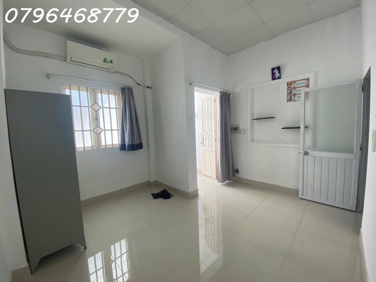 z5691609120232_6b38b3acc9da3dd6042335f4e356e1f5