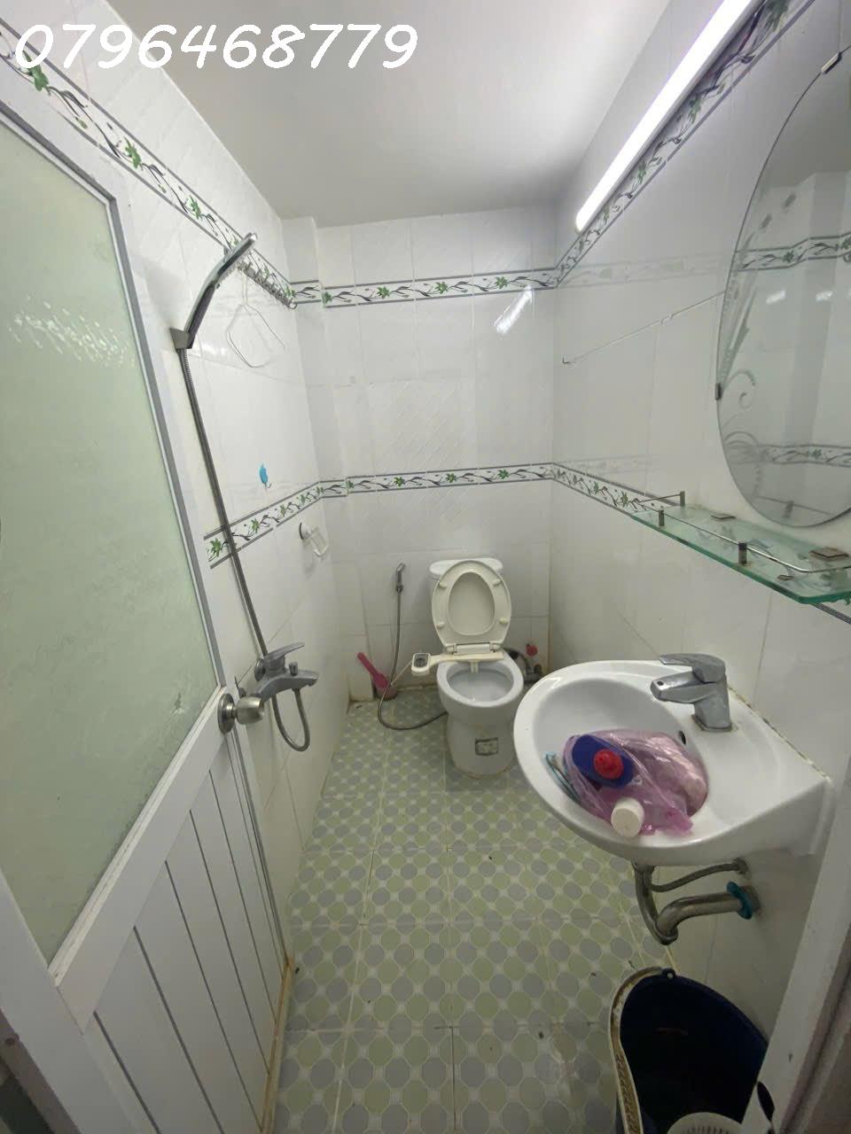 z5691609175333_c906fe03ca89e7049f3e0e93419be78d