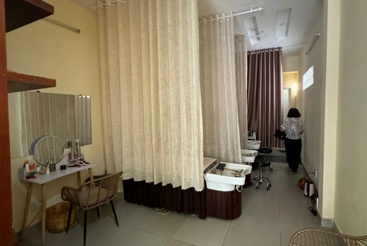 z5691652264063_8b511bc4bfd40efa5636455209e4bb0f