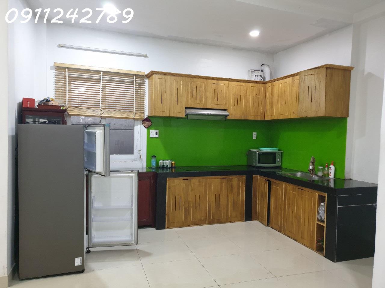 z5695267499632_cc09a45e564e1d2deff07f982b79ee56