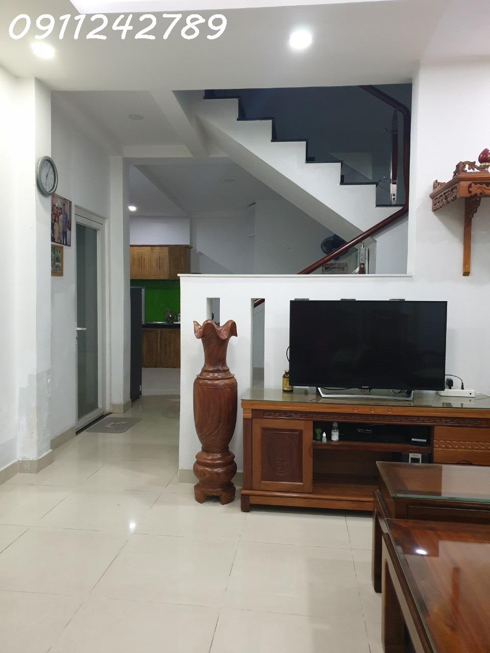 z5695267547427_11f4a050695b6fb22bf8b085ebfe867e