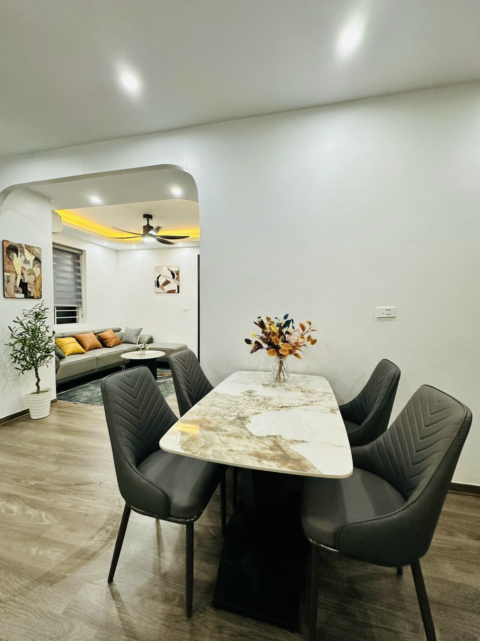 z5699757944476_6fea63b88b4602a953ea425aa96045c4