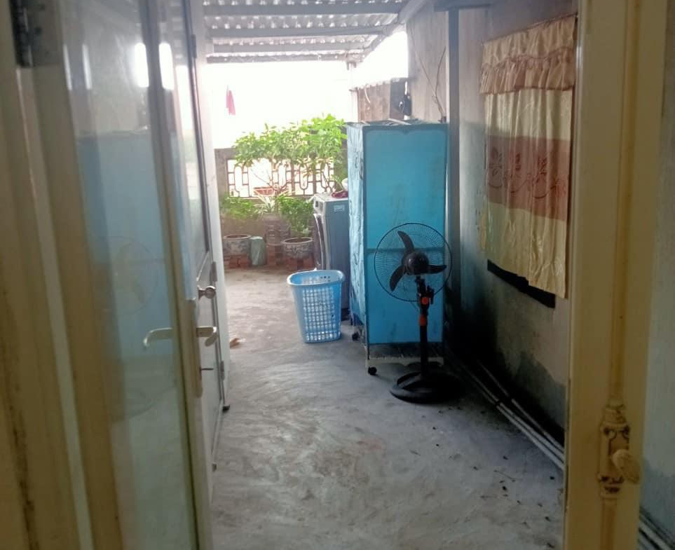 z5700913203230_629c2279b9f4f541e3c8029642af1444