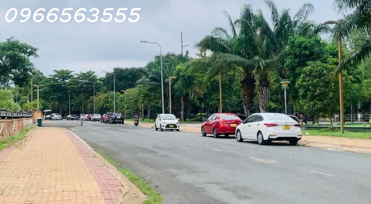 z5701525816640_58705157752121e18155ed39694d8667