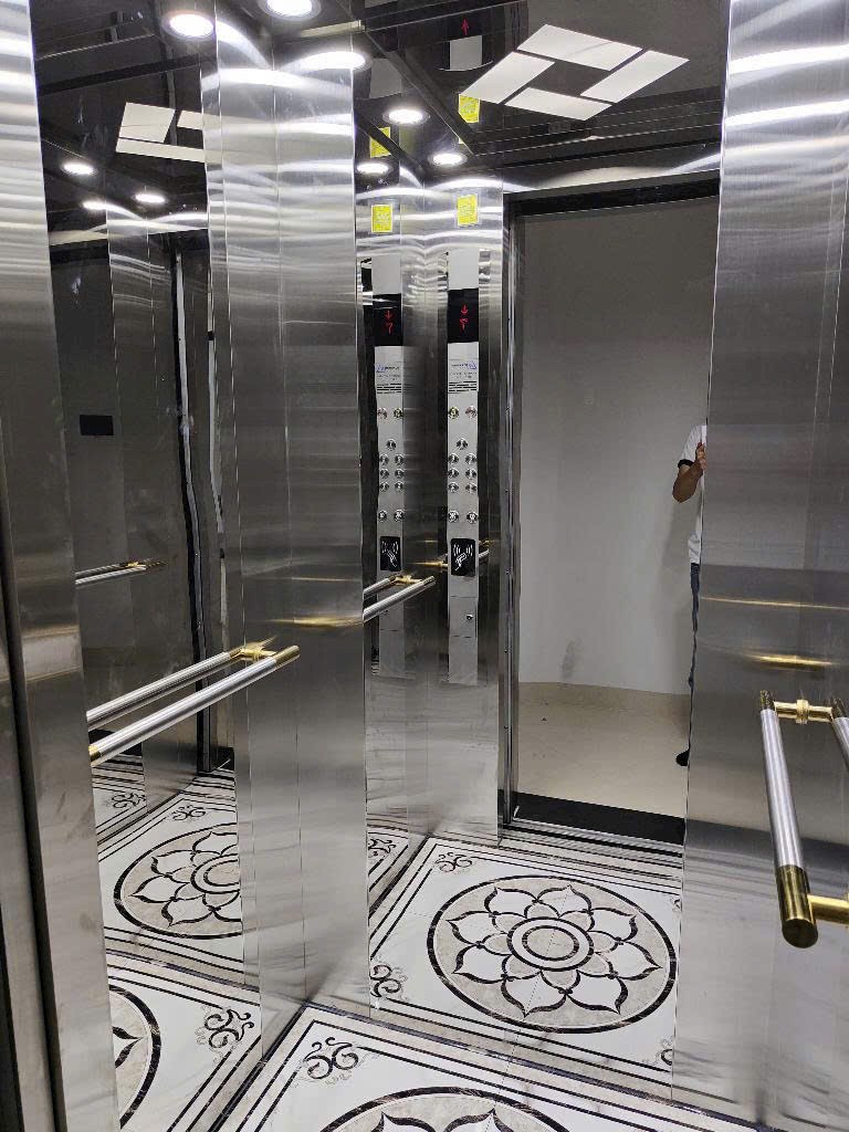 z5701583343606_df2ca53ee9c49fb156e7e24612e9a14a