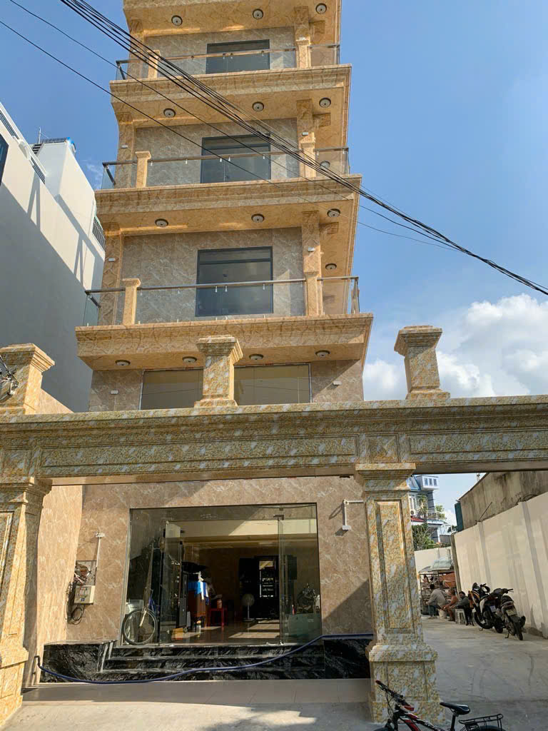 z5704035729785_37c747e90d098563ea34e3135b934011