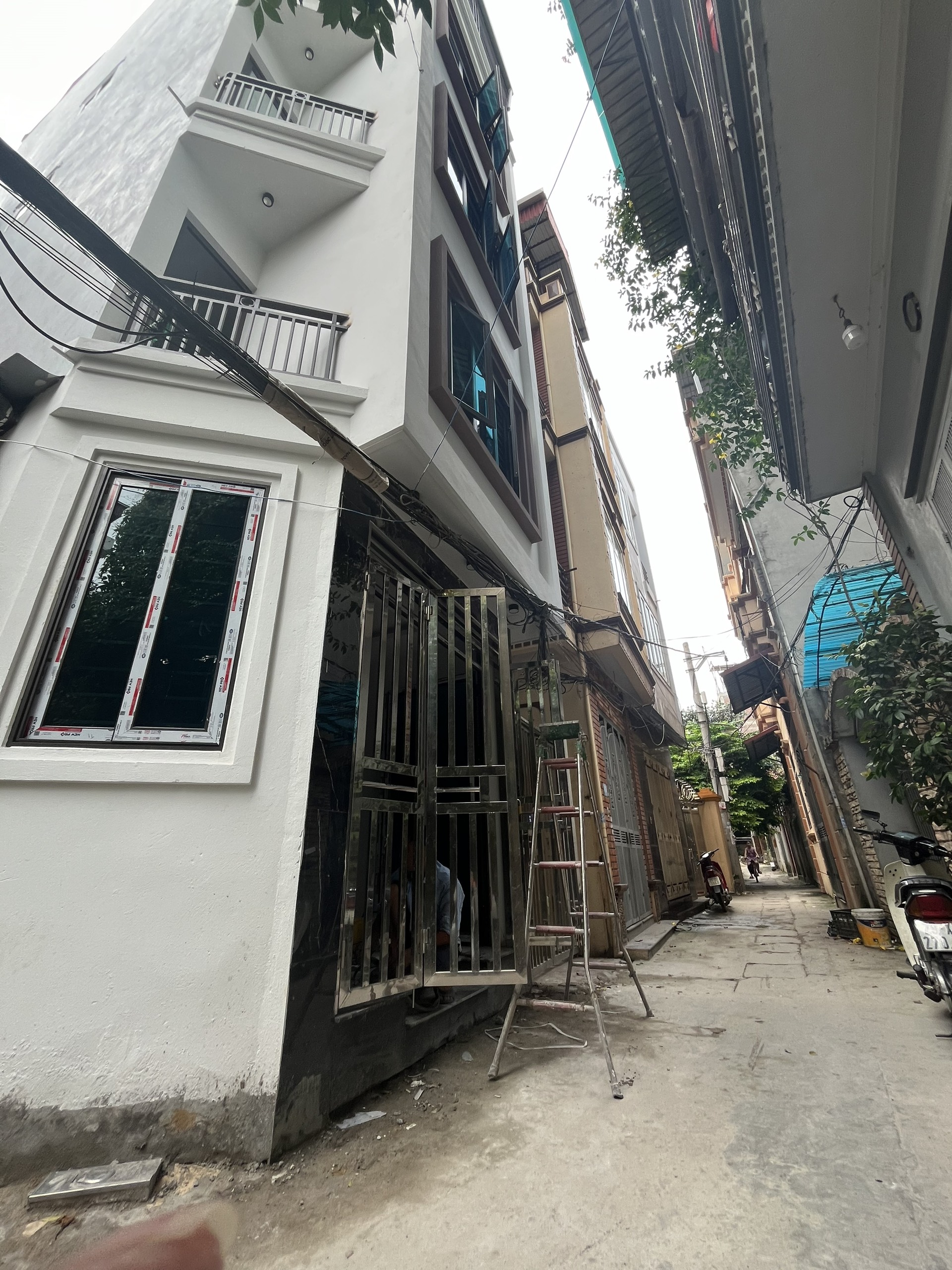 z5704793750000_325ed389520a19d5f65ebd6ec6dd495d