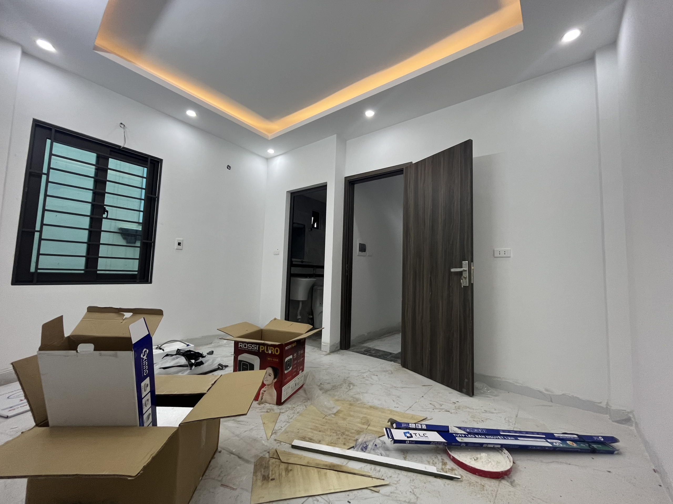 z5704793826061_15111a48f5c91b2417134c1e598dc9a0