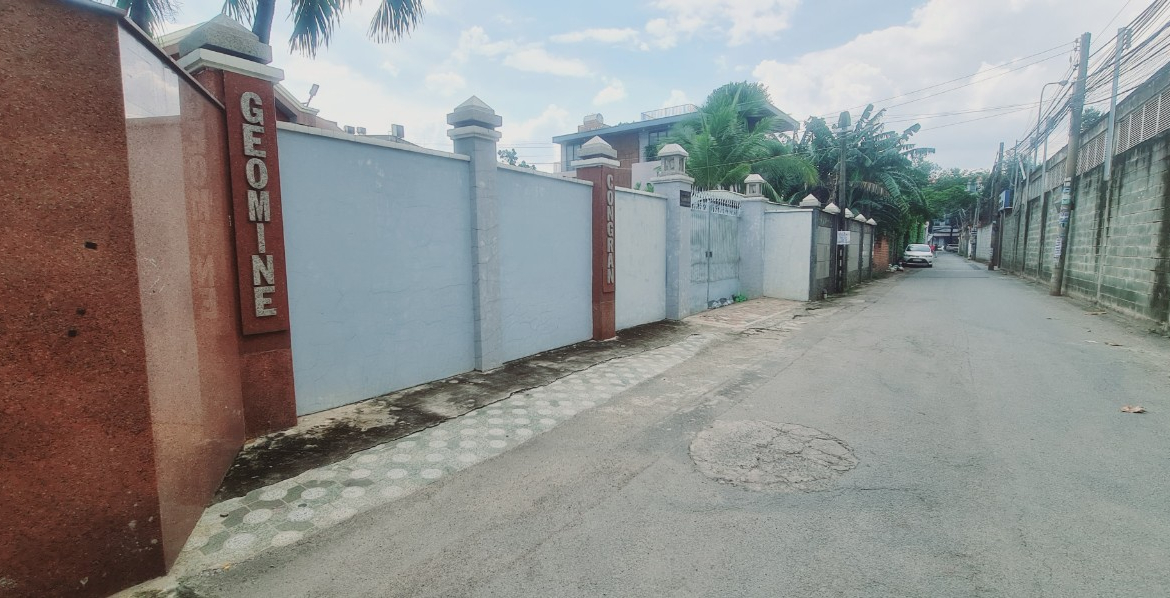 z5708372189709_385b85f1ba8dc4697cbe8e8222e25fdd