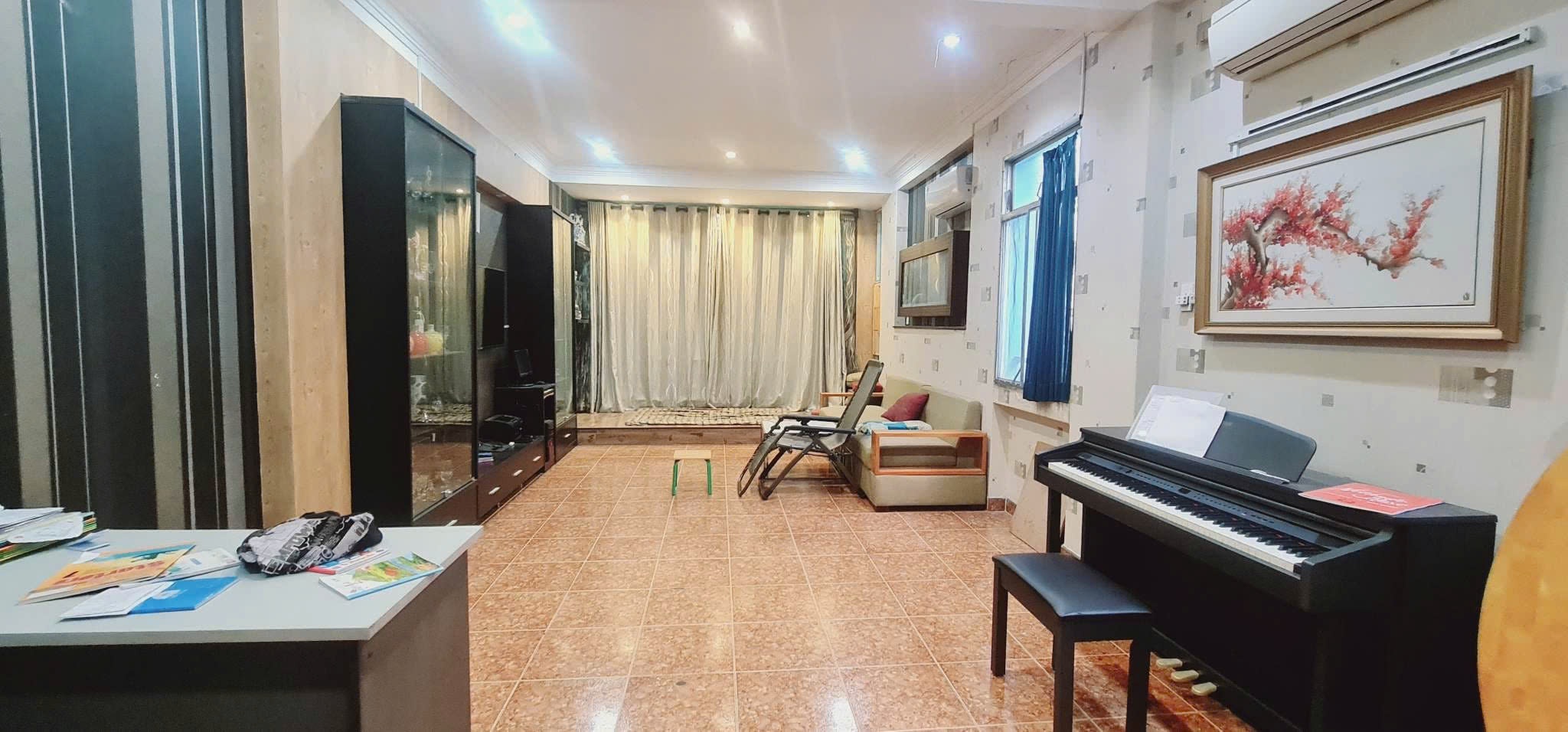 z5709769897878_ca26c040a9d3fc94b4e9ba291e4a4a33