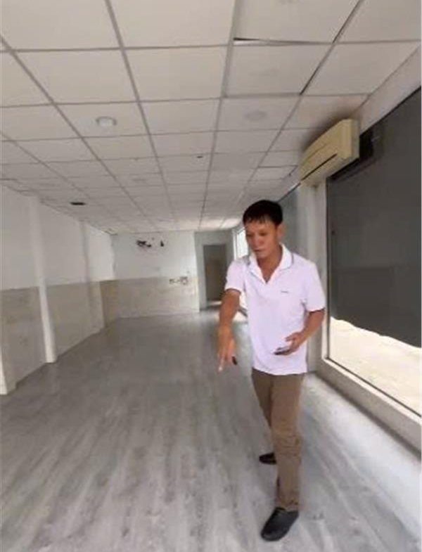 z5712403926138_f5cd8e169789ae35d16d153944b88028