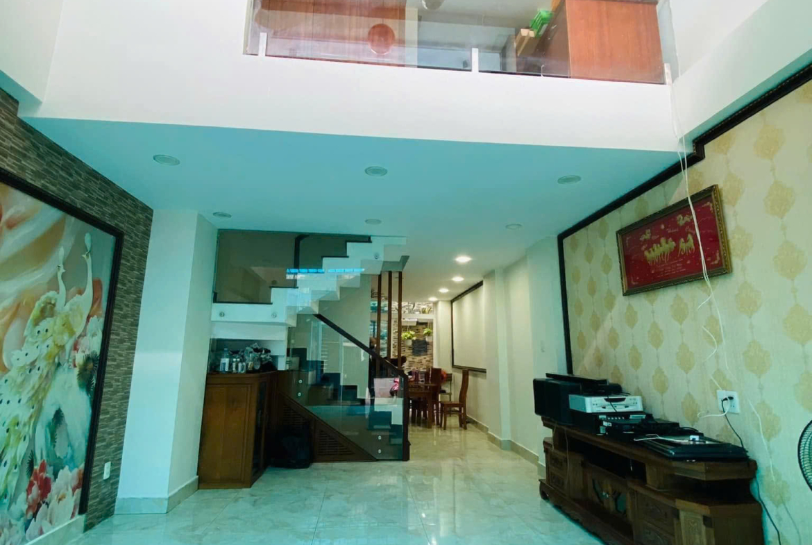 z5712418262112_025c57e8f0ae8e37fe13d4a104eaf673