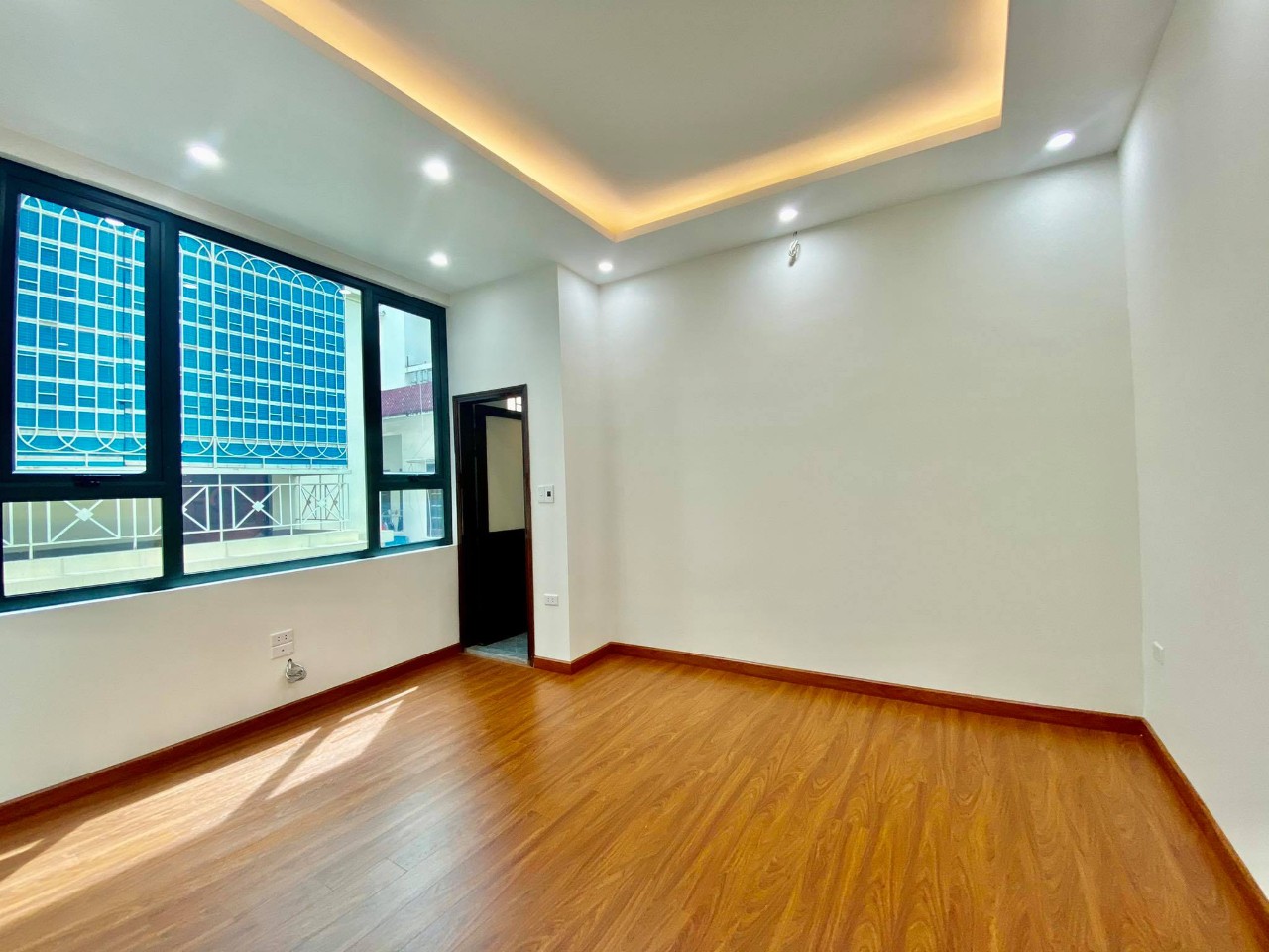 z5715884536051_4ec0a31bd88dd1671e6c6c6b441b5ede