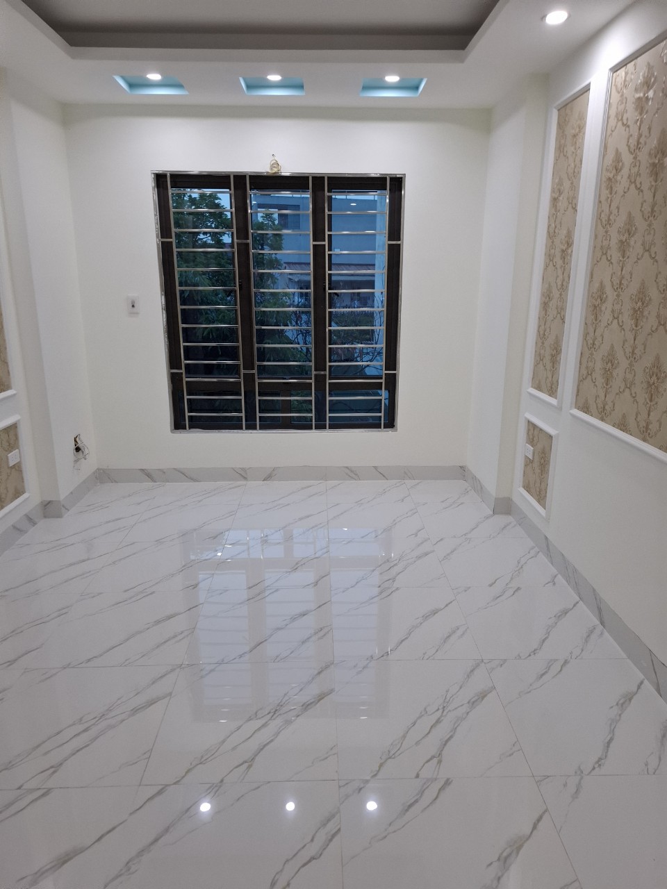 z5718257334924_1a41969b9cb63c2153352f7d81377723