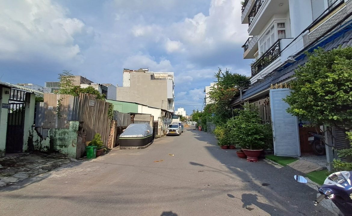 z5719949323859_55e736c42cee0aa61e81df2746bbc833