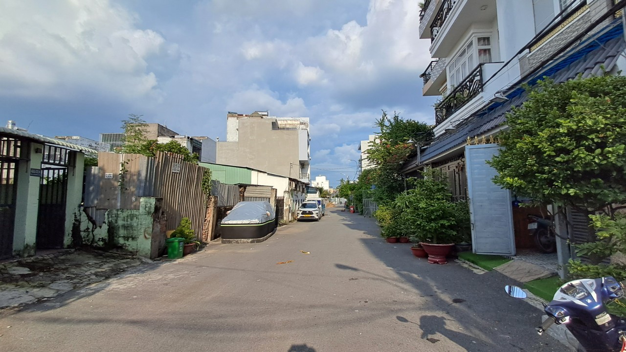 z5719949323859_55e736c42cee0aa61e81df2746bbc833