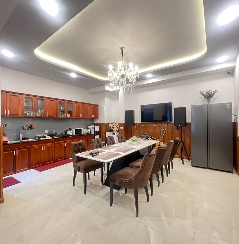 z5723137222079_16115d3a8d36833438c2367431d38c10