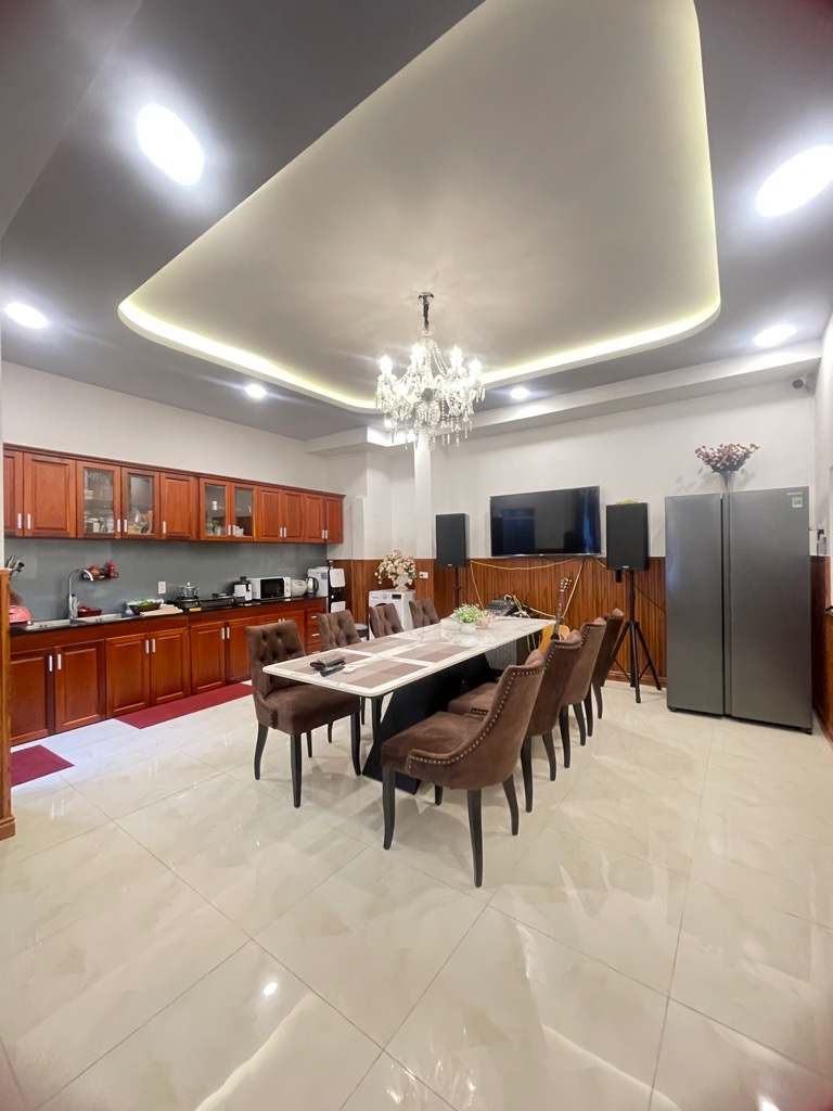 z5723137222079_16115d3a8d36833438c2367431d38c10