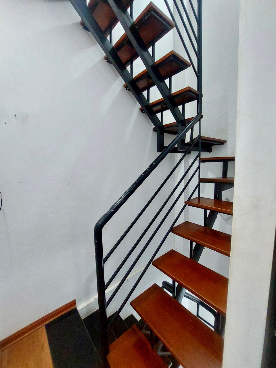 z5723166107839_697bd01a73d025980485c96fd9c8c1f6