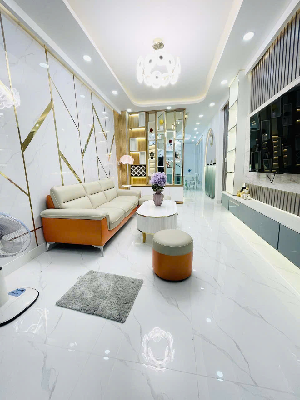 z5725071785640_c5be12302154633ae83f5986469b3d7c