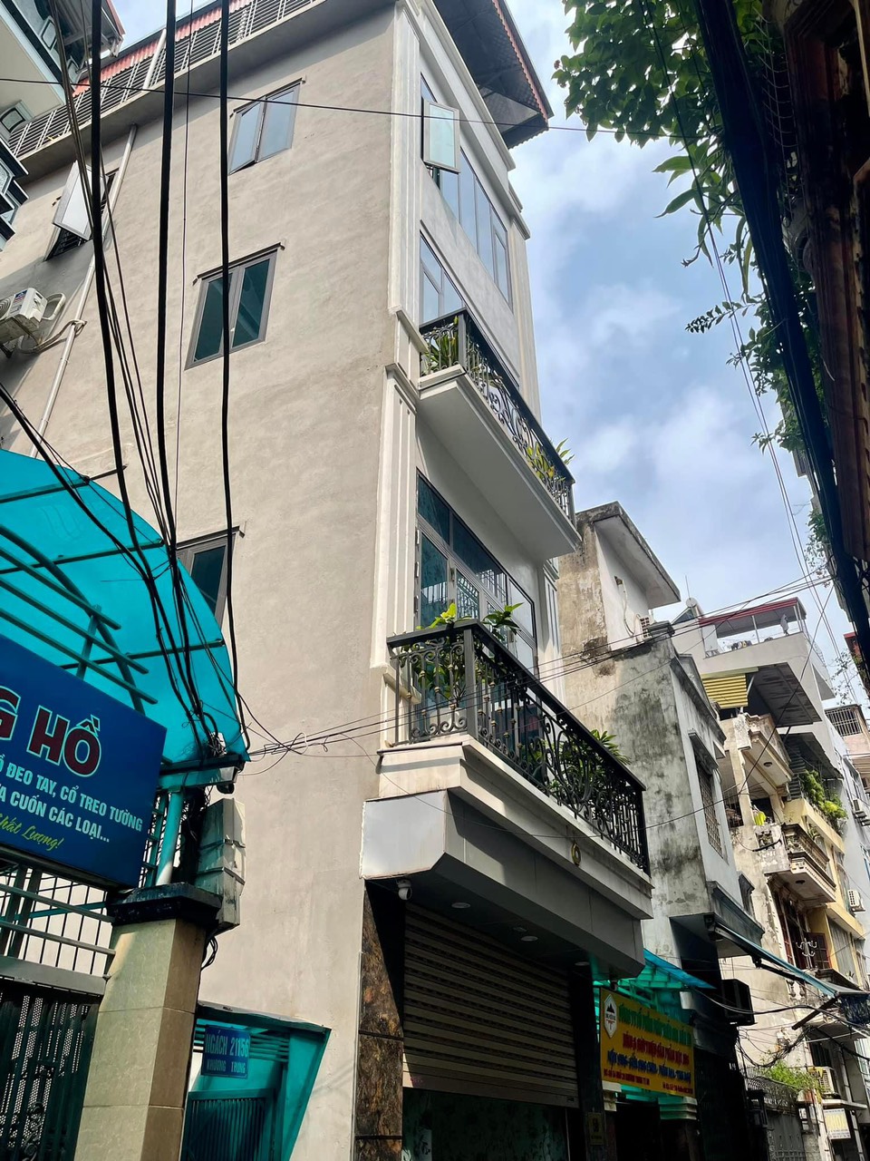 z5727195892374_84de15712904a5bfa446facb8273c315