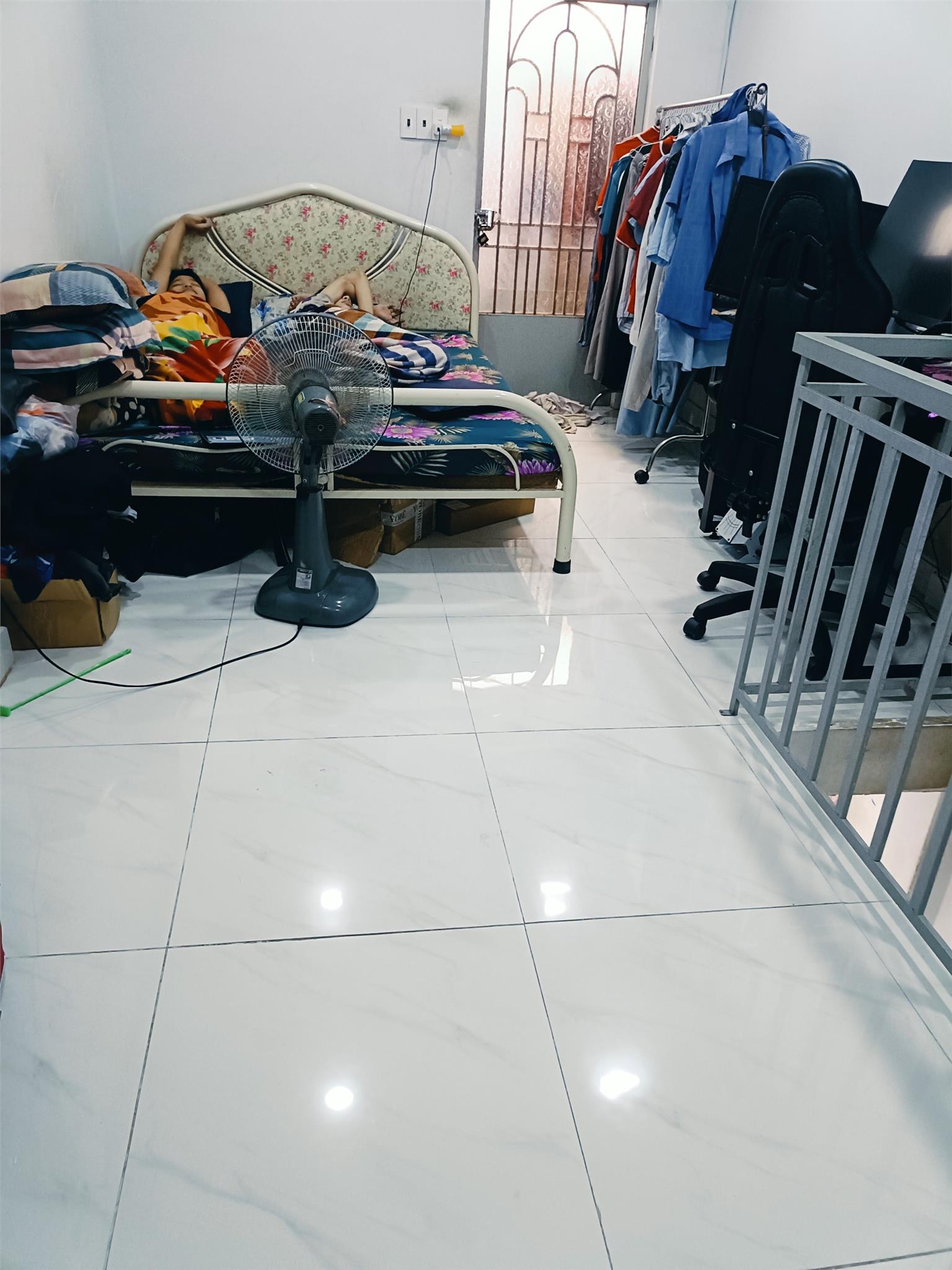 z5729755340242_116b1ce0d233c50f2e18f6d66f2dcc1c