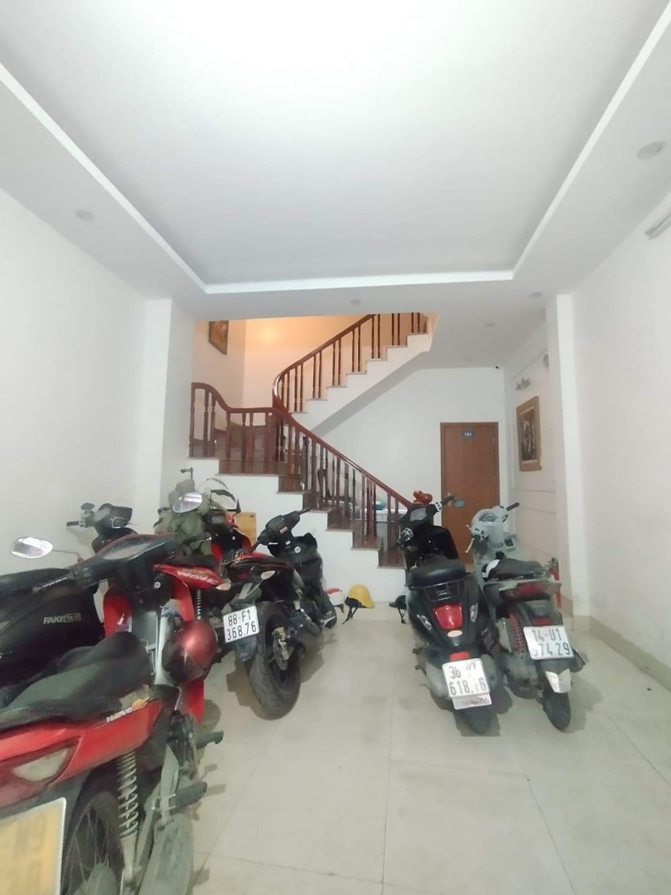 z5731684101142_44622819971773c63b421e2aec20bba5Thha