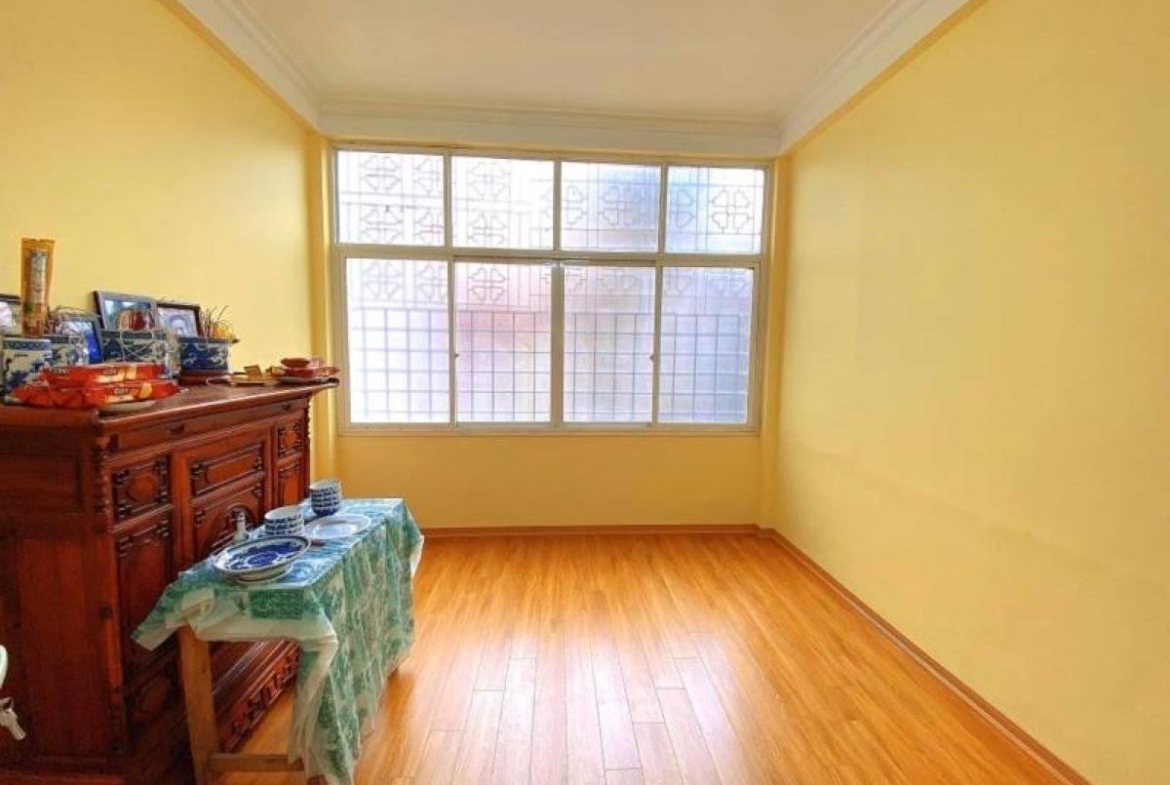 z5733990695147_c3597914b8100388e2b2046b9cd931ab