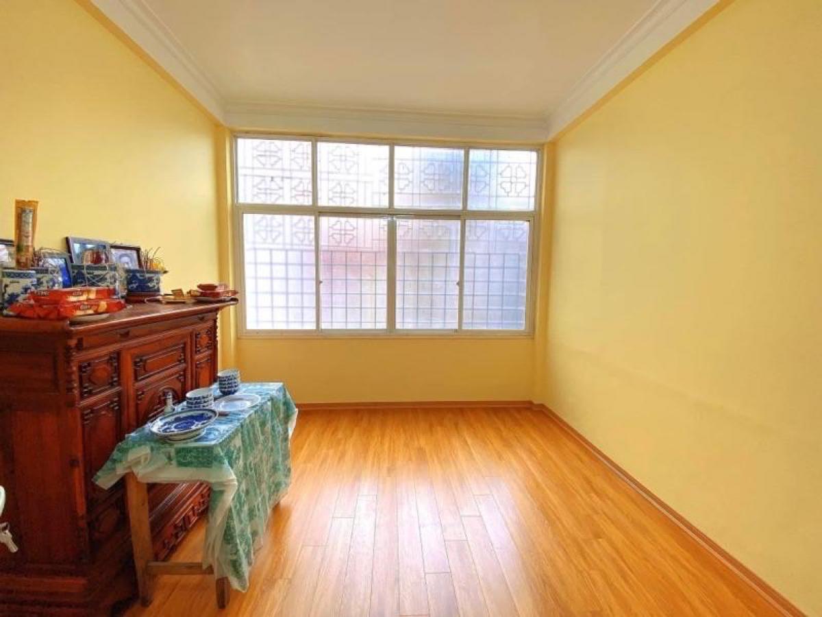 z5733990695147_c3597914b8100388e2b2046b9cd931ab