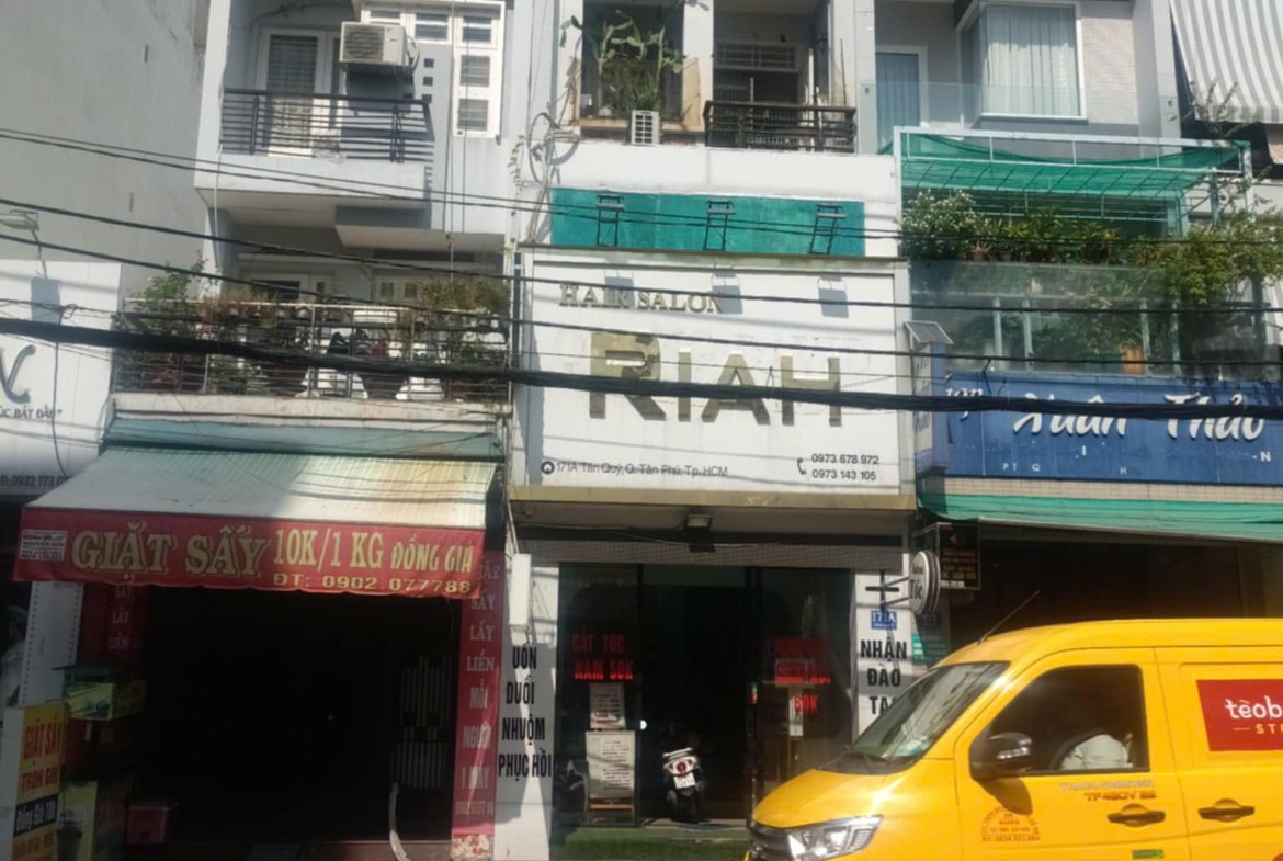 z5735643020229_e2389ef6a208f888e5024a8cb8ce993d