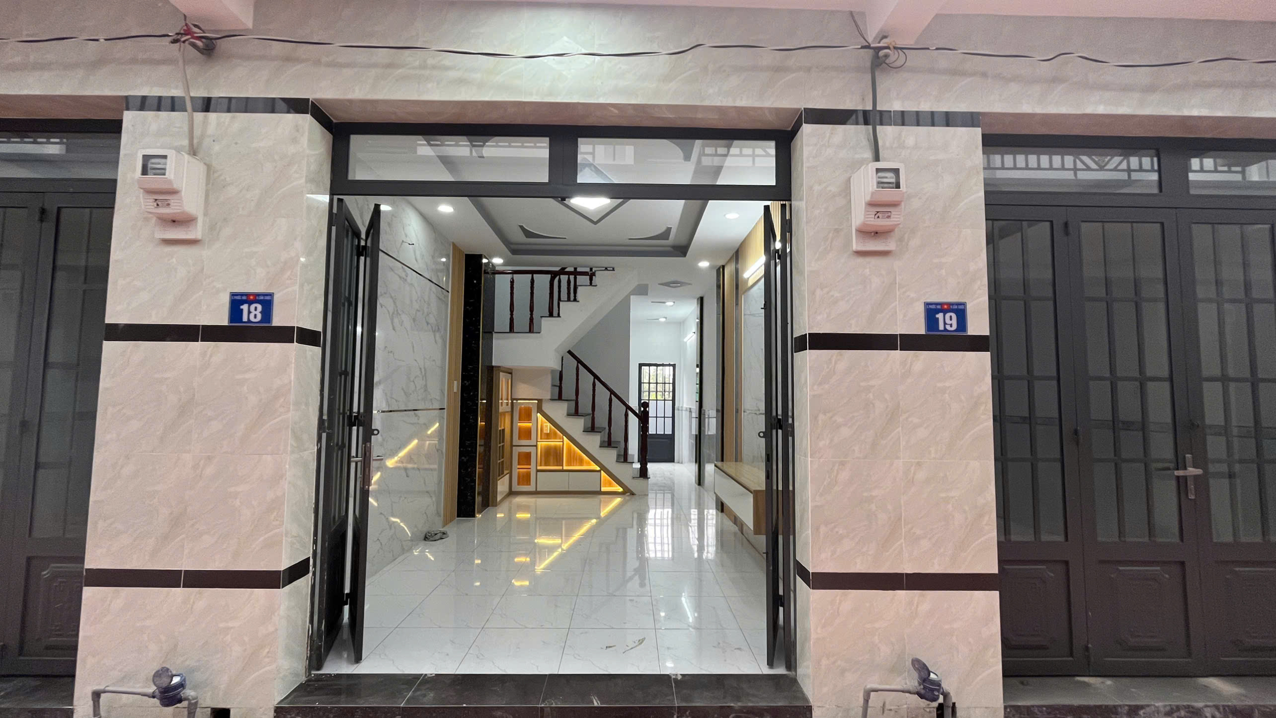 z5740200898490_4bedd30cb23d67733de391164a162bed