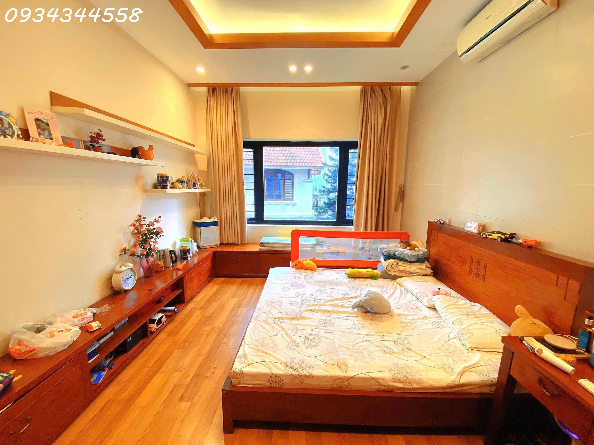 z5744797538108_906071ebb391a88edb7ef1a0a6b269c5