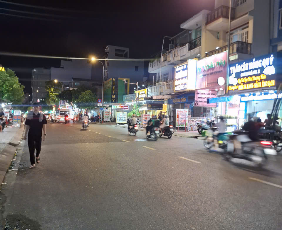 z5745413415350_04e5f1535859891d720fca285c43b9bf