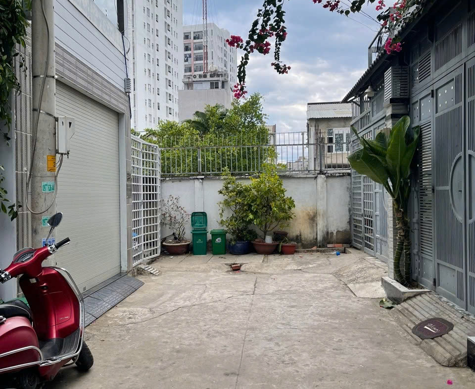 z5745573227879_061ad86bd6e7646b661960ec001eb941