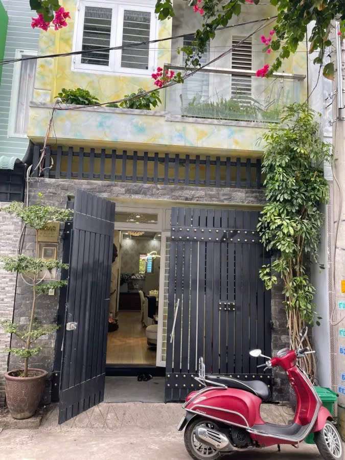 z5745573241744_b736f6b47a5dee5a1f0e8f878cf74321