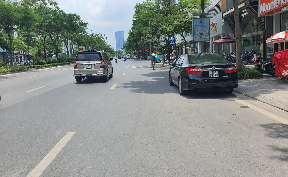 z5745881061681_18bc813787e2f5744cefe094b4579757