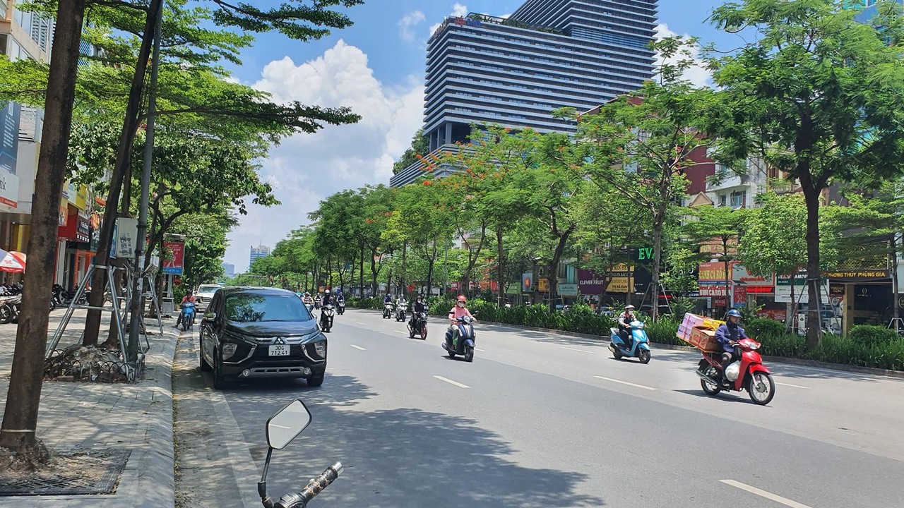 z5745881073340_ce49028938415ee62ea82d681452d1a6