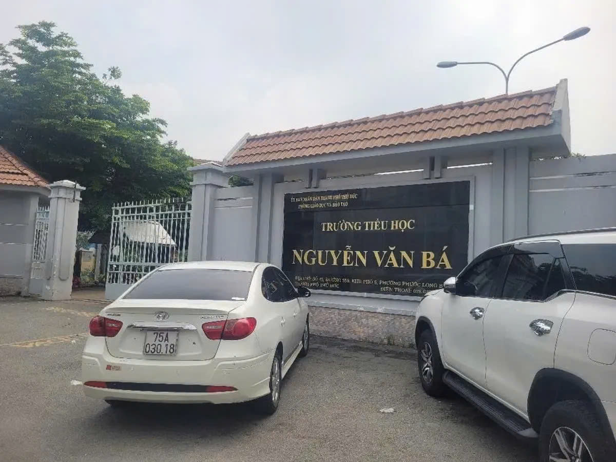 z5747697875584_f6abe05c2ea9c33777aeb8e245374d00