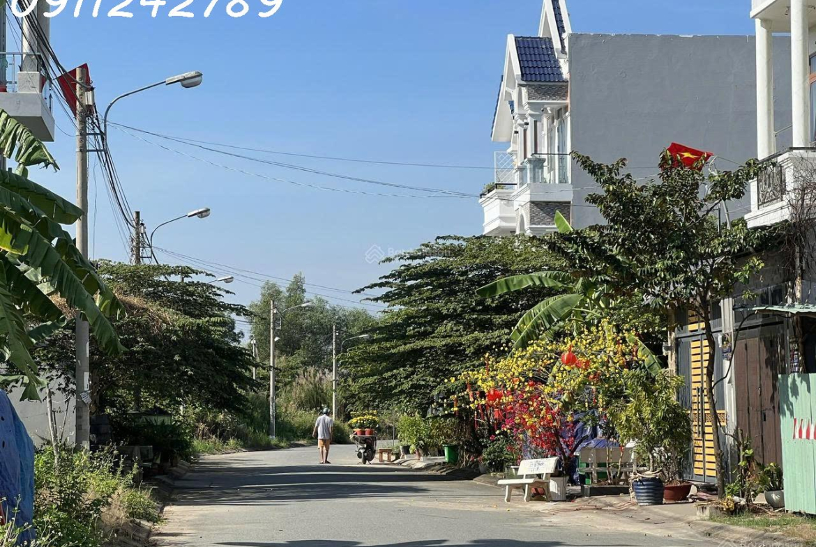 z5748994883997_b8deb71bf26040bebd91f102e5711200