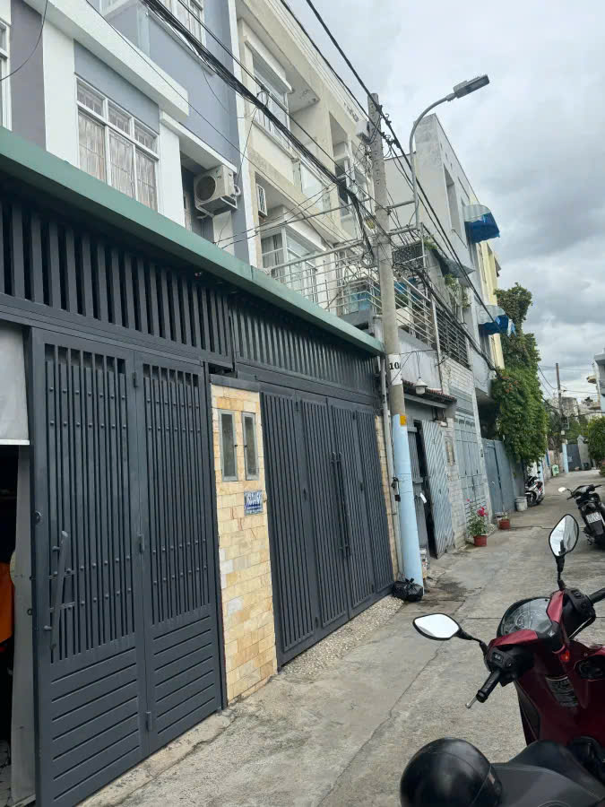 z5751090168550_2f3fdda8c8769a17b437b04fe12900ef