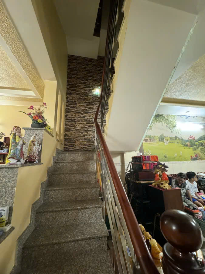 z5751090173492_736143613b2f8adae1610f9299f12330