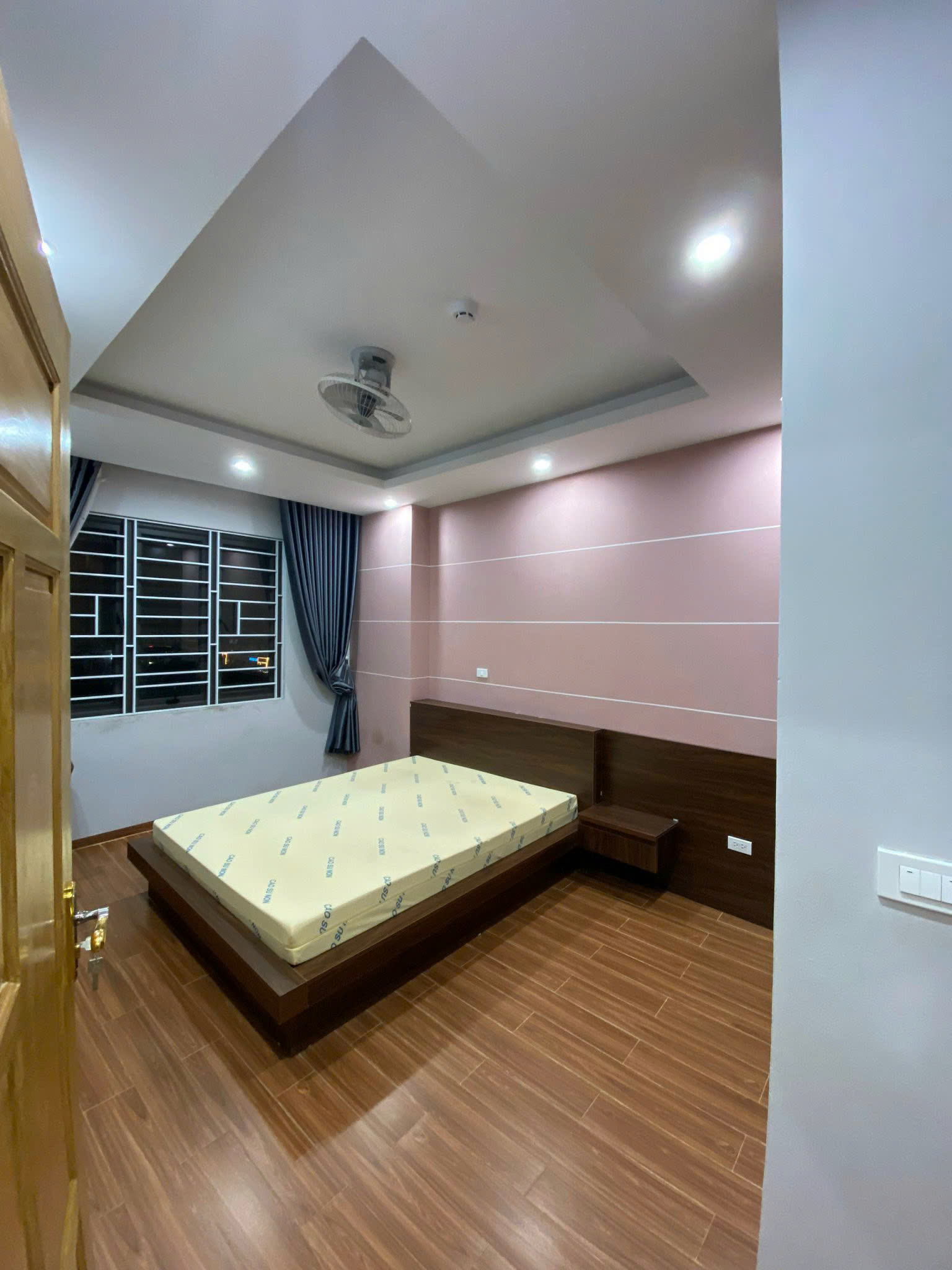 z5754699624824_52bb31d82940379800b405028cb6bec9