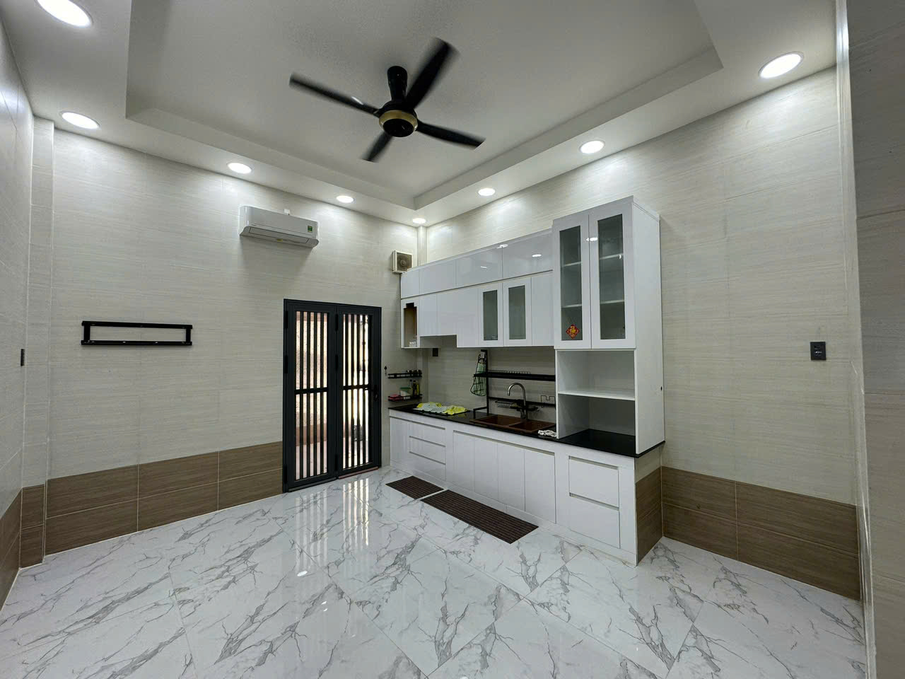 z5755592935665_9f7d5dbff50fae22ce96a96471859548