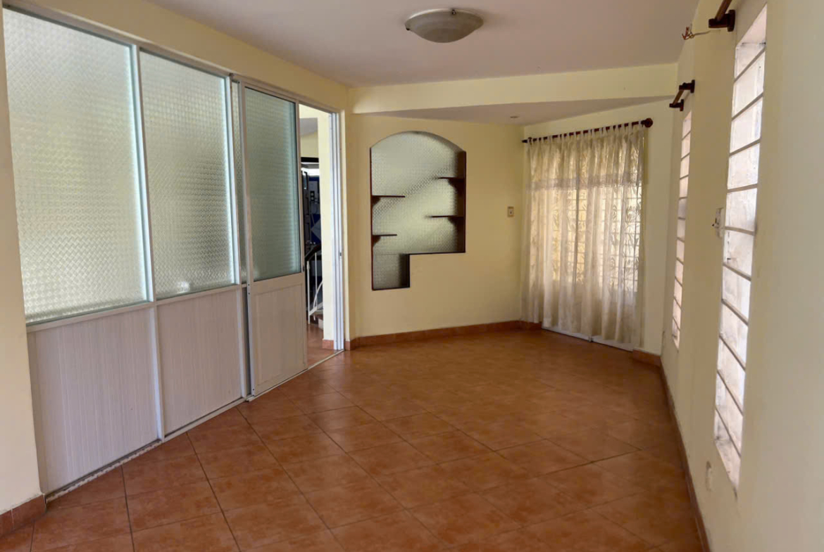 z5756371948371_2d887a6925ebb3fc61d51b98c18f29b2