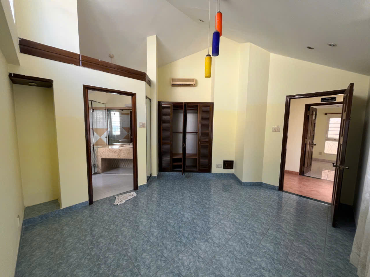 z5756371961316_847b5a5c0e68843b5f98b434a56bbdc2