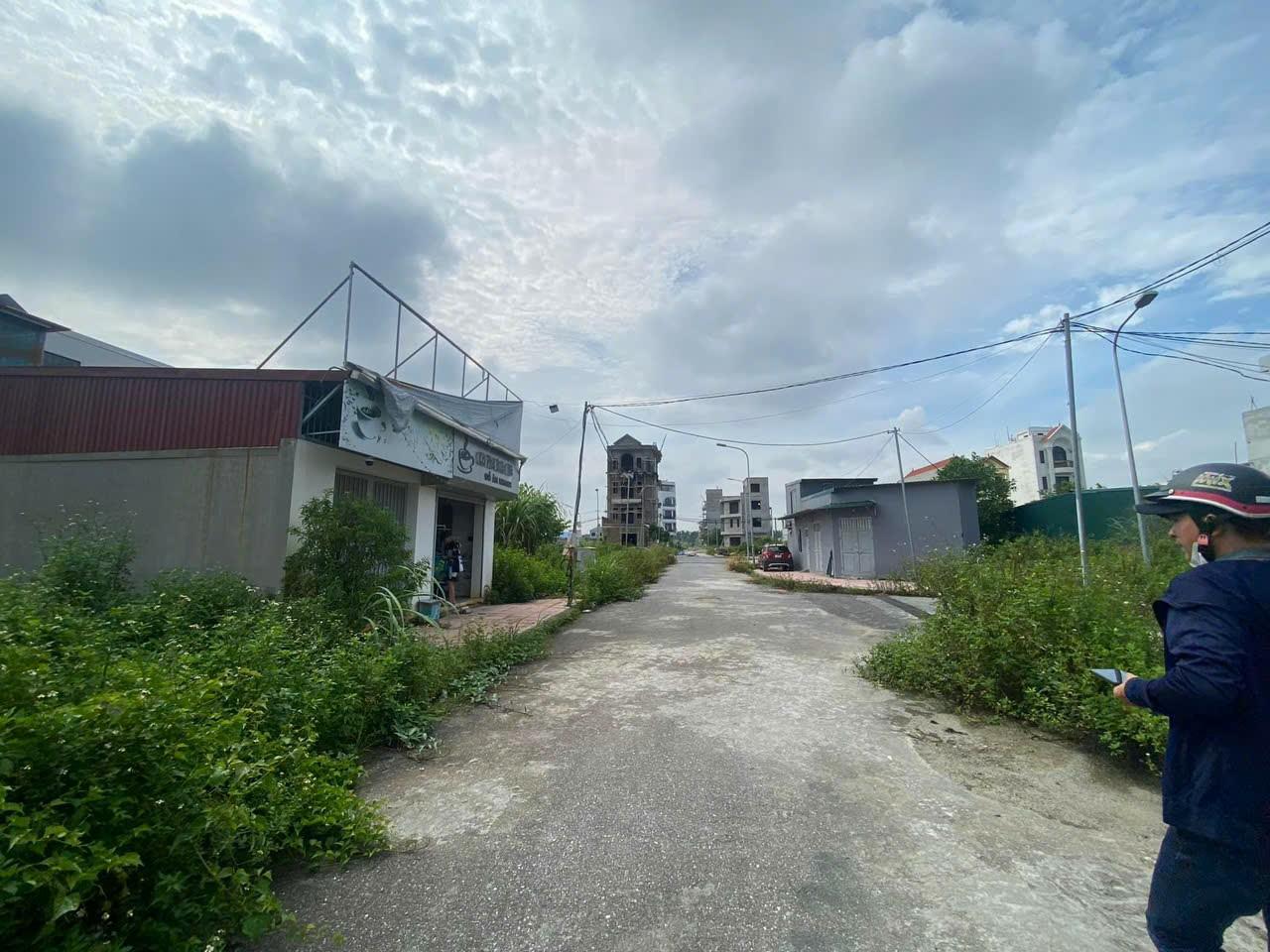 z5756596419561_d1304344117b3a95a8cc55584eb639df